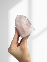 Load image into Gallery viewer, Rose Quartz Points