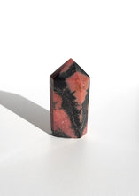 Load image into Gallery viewer, Rhodonite Point 06