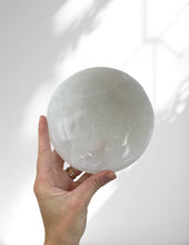 Load image into Gallery viewer, Selenite Charging Dish | large