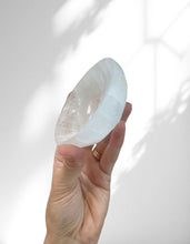 Load image into Gallery viewer, Selenite Charging Dish | small