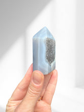 Load image into Gallery viewer, Agate Point 13
