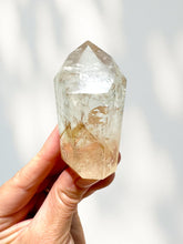 Load image into Gallery viewer, UV Reactive Phantom Amethyst Point 06