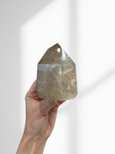 Load image into Gallery viewer, Citrine Tower 08