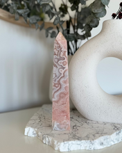 Load image into Gallery viewer, Pink Amethyst Point 11