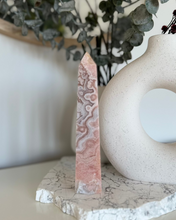 Load image into Gallery viewer, Pink Amethyst Point 11
