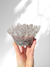 Load image into Gallery viewer, Amethyst Cupcake 12
