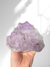 Load image into Gallery viewer, Amethyst Cupcake 18
