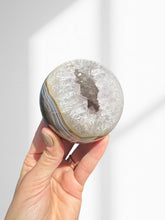 Load image into Gallery viewer, Amethyst + Agate Druzy Sphere 06
