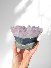 Load image into Gallery viewer, Amethyst Cupcake 13
