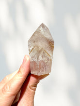 Load image into Gallery viewer, UV Reactive Phantom Amethyst Point 03
