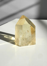 Load image into Gallery viewer, Citrine Point 27
