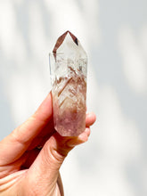 Load image into Gallery viewer, UV Reactive Phantom Amethyst Point 08
