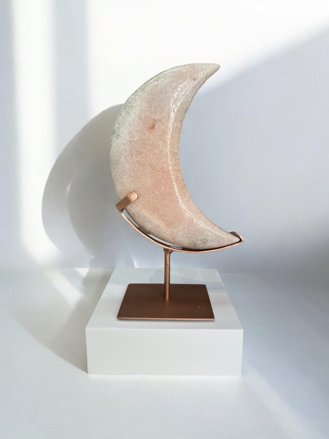 Pink Amethyst Moon + Stand 02