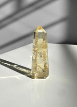 Load image into Gallery viewer, Citrine Point 29
