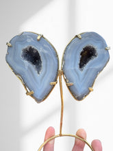 Load image into Gallery viewer, Agate Geode Wings on Stand 07
