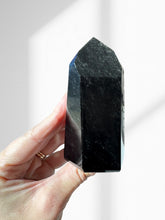 Load image into Gallery viewer, Obsidian Point 14
