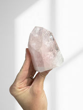 Load image into Gallery viewer, Rose Quartz Points
