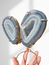 Load image into Gallery viewer, Agate Geode Wings on Stand 04
