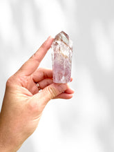 Load image into Gallery viewer, UV Reactive Phantom Amethyst Point 02
