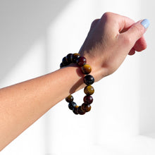 Load image into Gallery viewer, Tiger&#39;s Eye Bracelet
