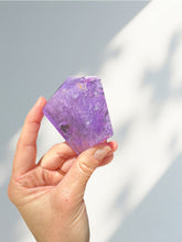 Load image into Gallery viewer, Amethyst Free Form 02
