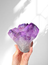 Load image into Gallery viewer, Amethyst Cupcake 14
