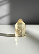 Load image into Gallery viewer, Citrine Point 25

