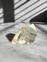 Load image into Gallery viewer, Citrine Point 47
