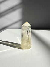 Load image into Gallery viewer, Citrine Point 20
