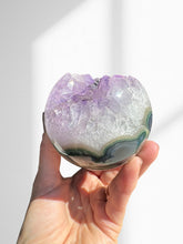 Load image into Gallery viewer, Amethyst + Agate Druzy Sphere 09

