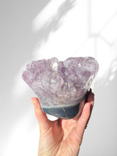 Load image into Gallery viewer, Amethyst Cupcake 13
