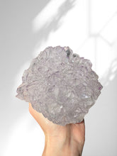 Load image into Gallery viewer, Amethyst Cupcake 16

