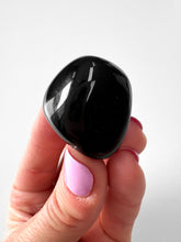 Load image into Gallery viewer, Black Obsidian Tumblestone
