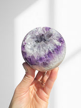 Load image into Gallery viewer, Amethyst + Agate Druzy Sphere 07
