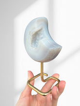 Load image into Gallery viewer, Agate Moon + Stand 06
