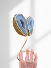 Load image into Gallery viewer, Agate Geode Wings on Stand 05
