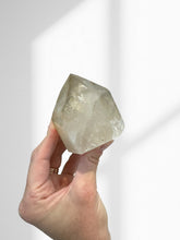 Load image into Gallery viewer, Citrine Tower 09
