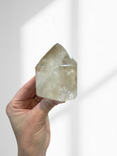 Load image into Gallery viewer, Citrine Tower 09
