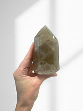 Load image into Gallery viewer, Citrine Tower 06

