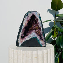 Load image into Gallery viewer, Amethyst Geode Cave | 6.72 kg
