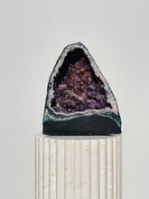 Load image into Gallery viewer, Amethyst Geode Cave | 9.52 kg
